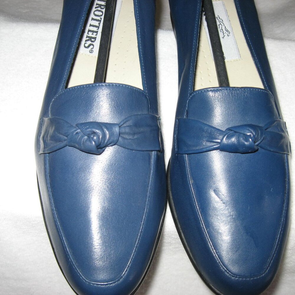 Trotters Relate Leather Loafer Flat Size 8.5 Blue NWOT - Picture 10 of 11